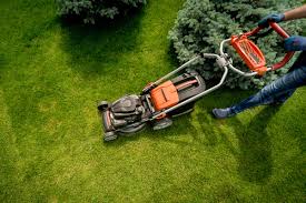 lawn mowing Kew